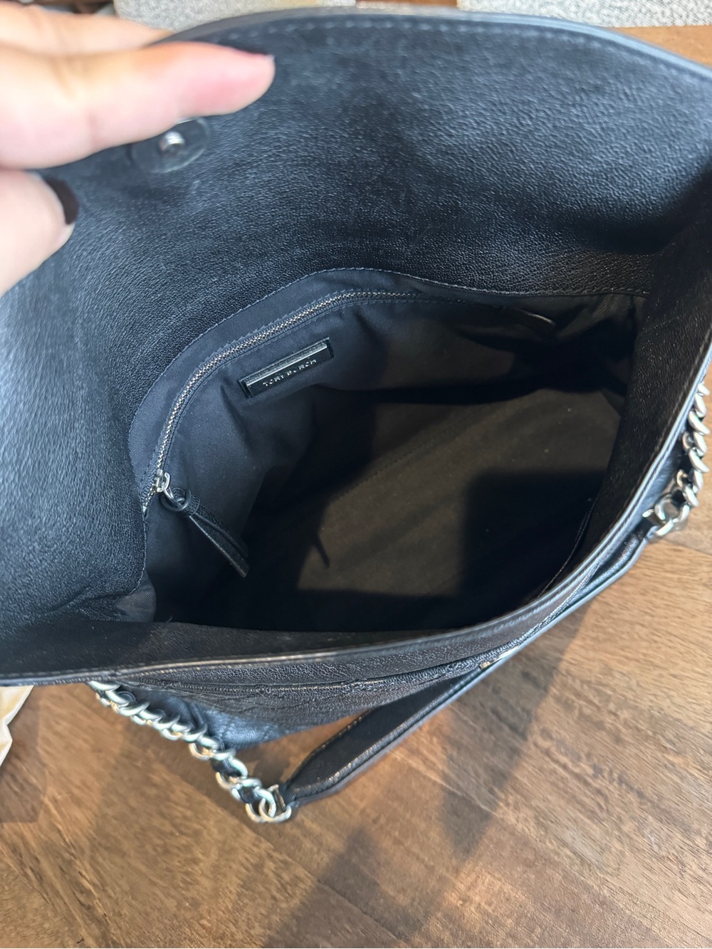 Tory Burch Fleming Quilted Black Leather Shoulder Fold Over Bag with Chain Strap - Picture 7 of 7